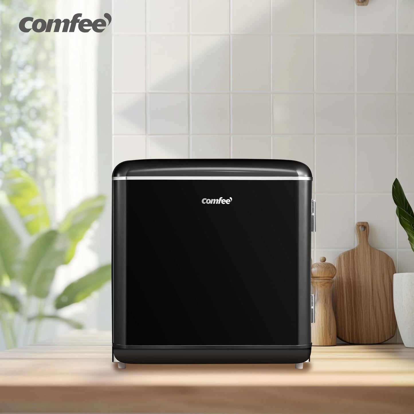 Frigorífico Retro Comfee' RCD50BL2EURT(E) – Mini Bar 47L con Compartimento Enfriador y Control Mecánico, Negro
