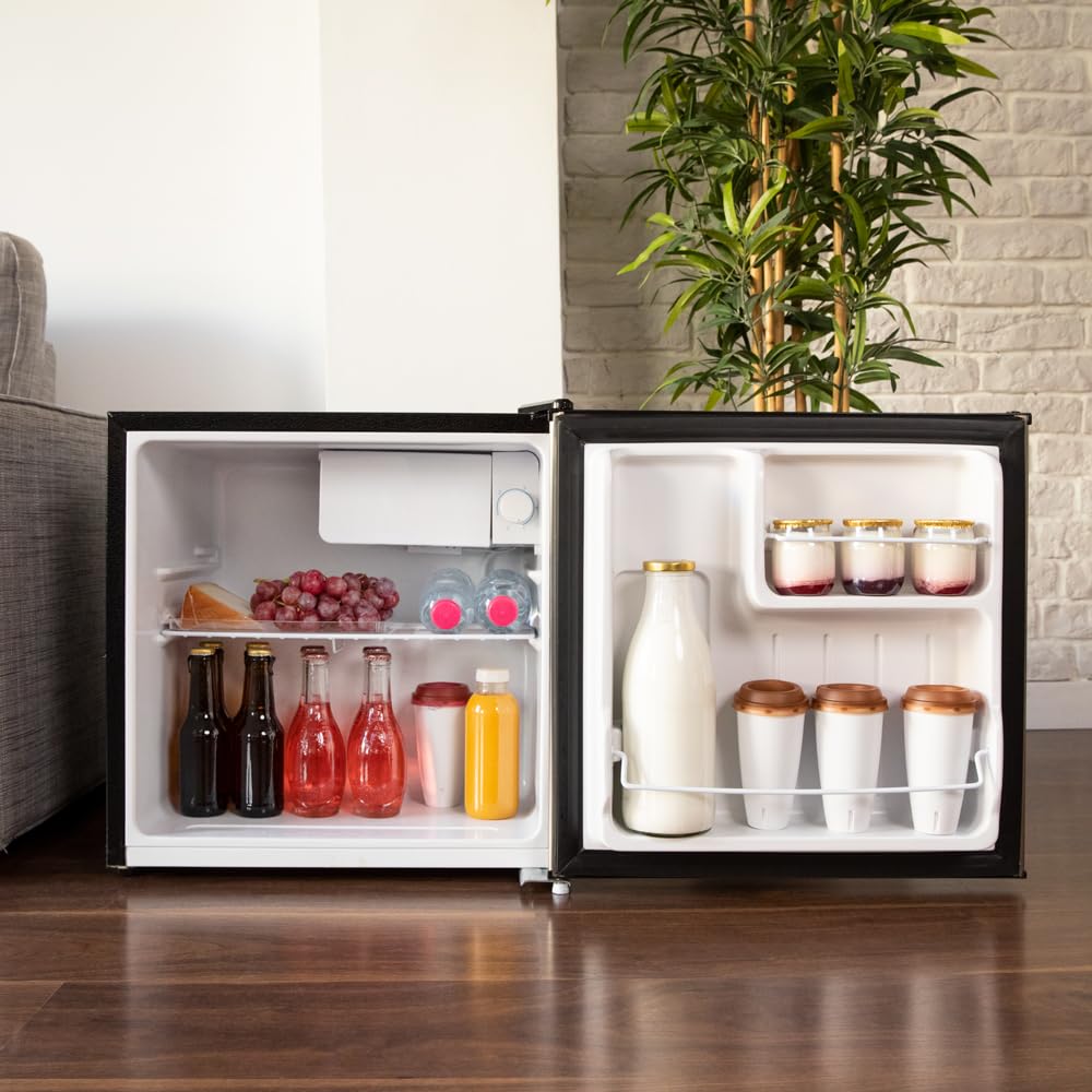 Frigorífico Cecotec GrandCooler 20000 – Mini Bar 46L Silencioso con Compartimento Congelador y Puerta Reversible, Negro