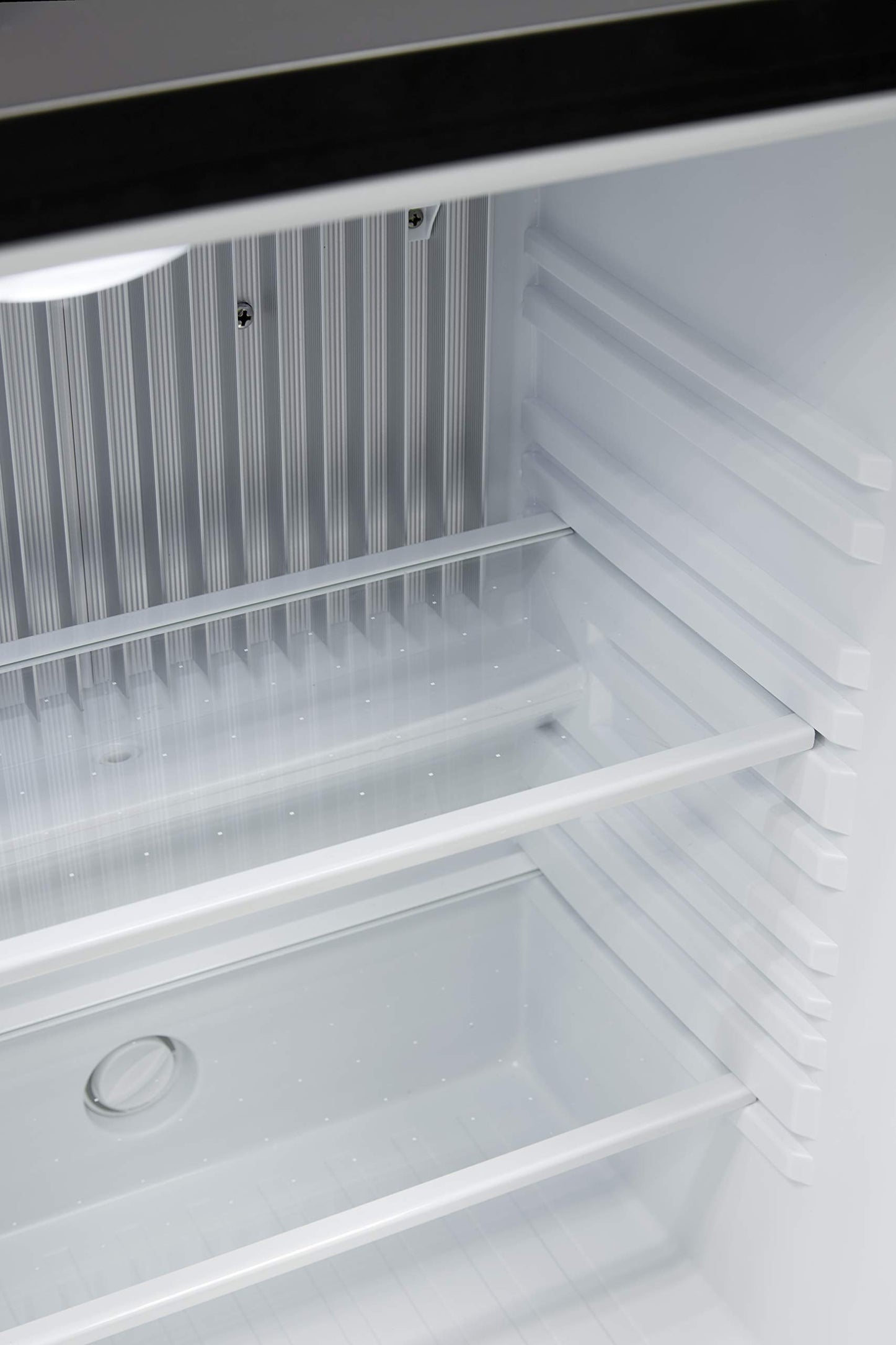 Minibar Arregui 40L – Silencioso, con Puerta de Cristal y Luz Interior LED